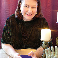 Tarot Card Readings with Jacqueline – moderator of Free-Candle-Spells.com